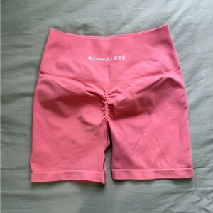 Alphalete Amplify Shorts 4.5” - Pixel Pink
